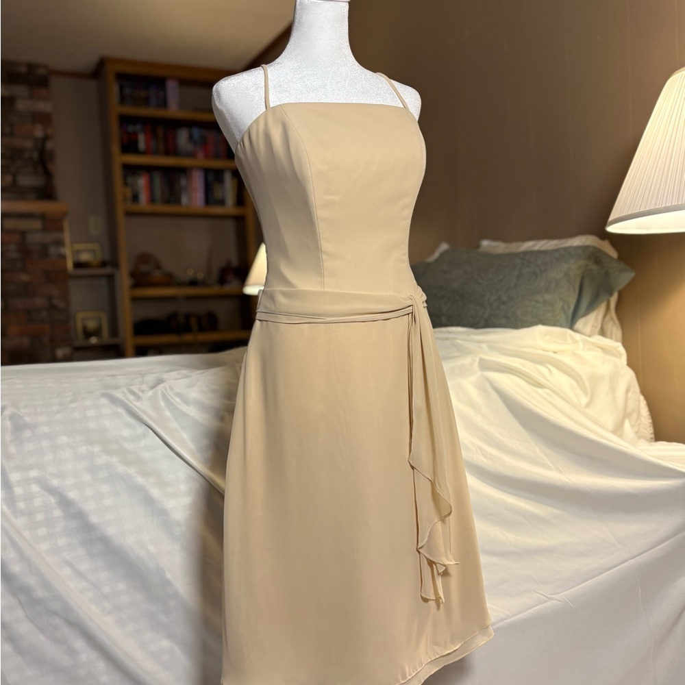 Creamy / Pale Yellow Chiffon Silk Bridesmaid Semiformal Midi Dress Women’s 6 - Picture 3 of 10